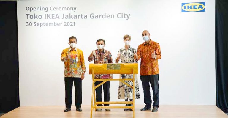 Foto 2 - IKEA JGC Opening Store copy