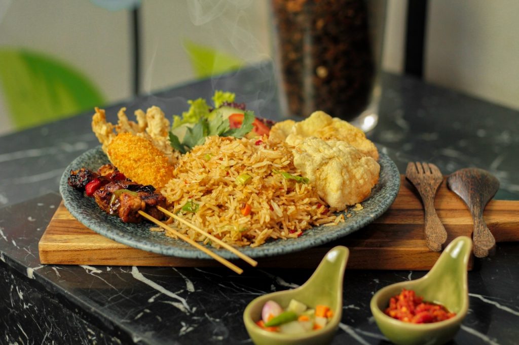 Aviary Bintaro  Suguhkan  Nasi Goreng Vegetarian dan Croffle Season Di Starling Eatery