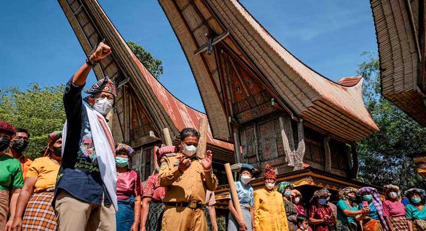 Sandiaga Uno Berikan Pembinaan Pariwisata di Desa Lembang Nonongan