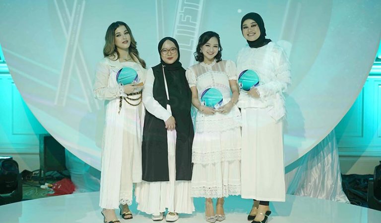 Launching Wardah EyeXpert
