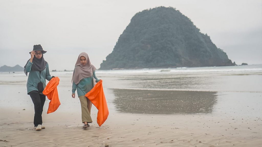Greeneration Foundation dan Bank Mandiri Ciptakan Pengelolaan Sampah Berkelanjutan di Banyuwangi