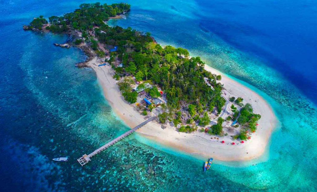 Menparekraf Dukung KEK Likupang Sebagai Regenerative Tourism Area