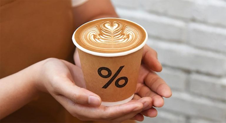 % Arabica Perkenalkan % White Mocha