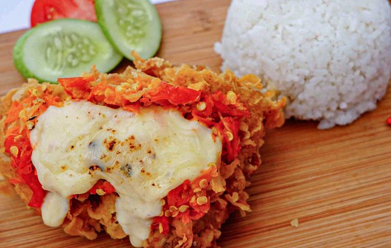 amazy-ayam-geprek-moza-scaled