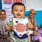 Foto 2a - Program PASTI, hasil kolaborasi BKKBN, Tanoto Foundation, PT Amman Mineral Nusa Tenggara (AMMAN), dan PT Bank Central Asia Tbk (BCA), yang diimplementasikan oleh Wahana Visi Indonesia hingga Januari 2027