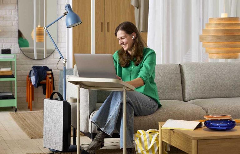 Foto IKEA - Ilustrasi Kerja di Rumah 3